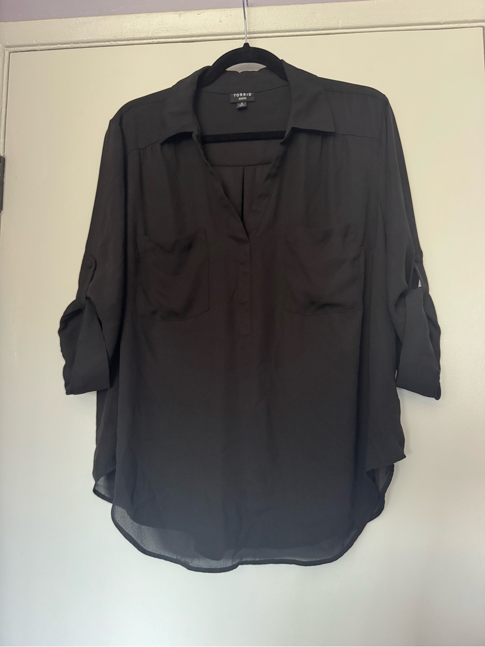 torrid Black V-Neck Roll-Tab 3/4 sleeve Blouse
